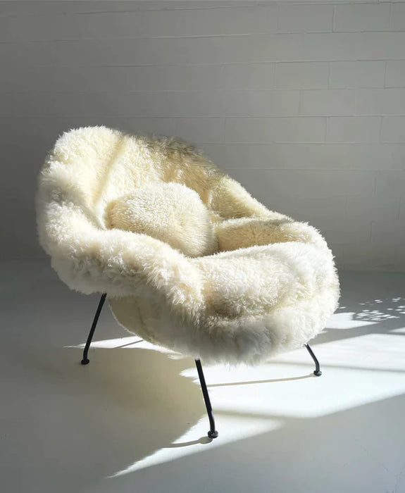 Acogedor sofá sillón de piel de oveja de lana