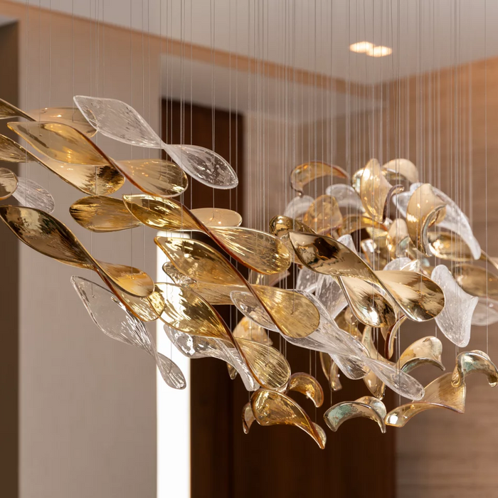 Lampadario galleggiante di lusso con foglie in vetro di fascia alta per hotel/villa/soggiorno 