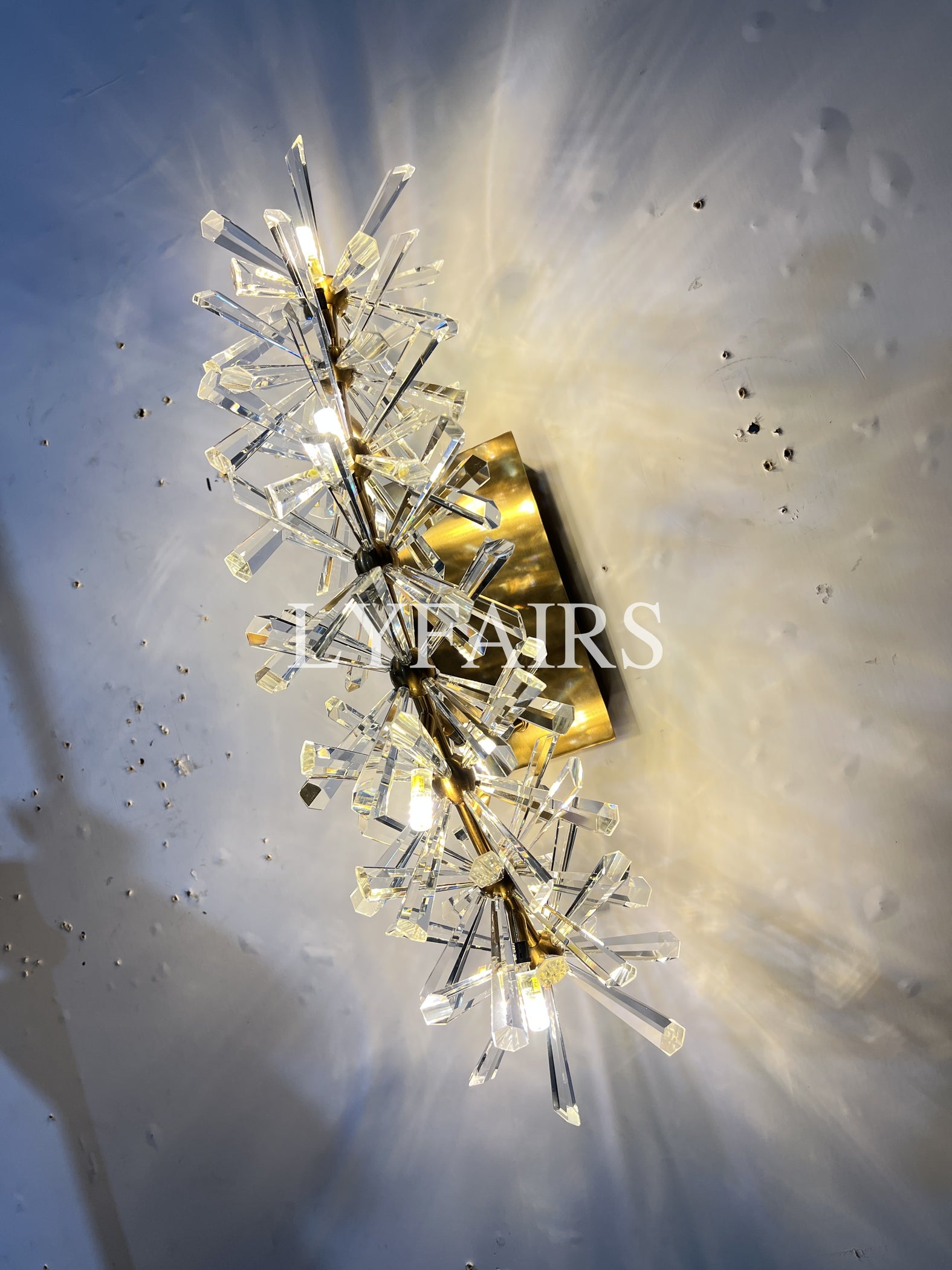 Modern Frozen Ice Crystal Wall Lamp — Lyfairs
