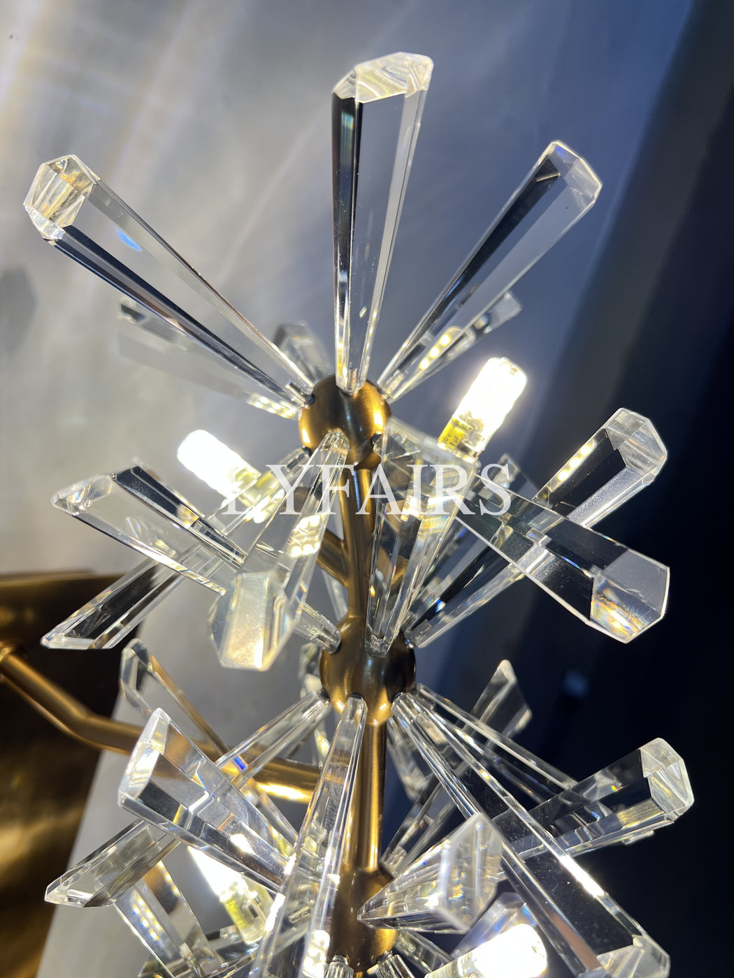 Modern Frozen Ice Crystal Wall Lamp — Lyfairs