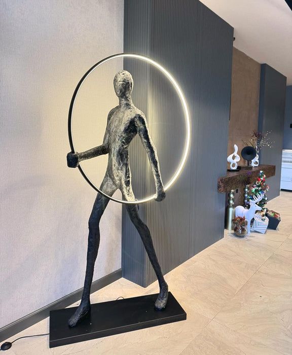 Circle/Square/Triangle Human Statue Art LED Floor Lamp