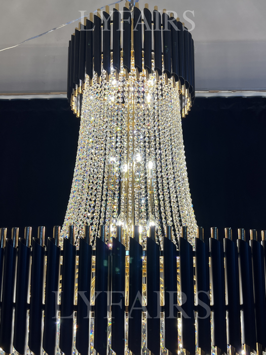 Lampadario di cristallo di lusso extra large moderno multistrato oro/nero chiaro per soggiorno a 2 piani, foyer