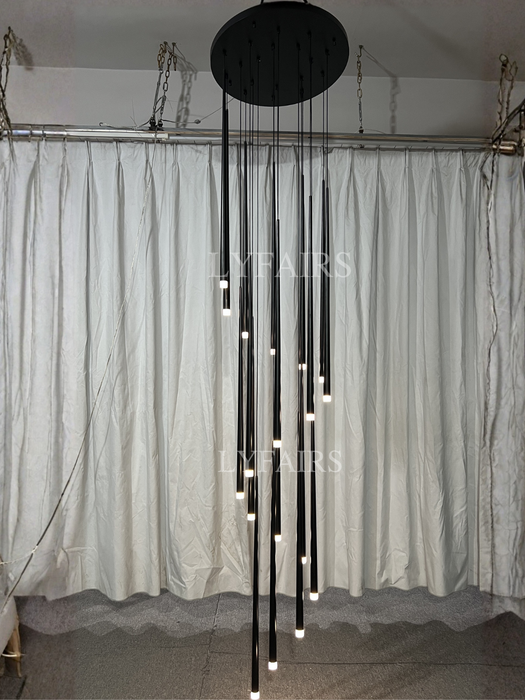 Lampadario lungo conico moderno e minimalista per sala da pranzo/soggiorno/soffitto duplex/scala a chiocciola