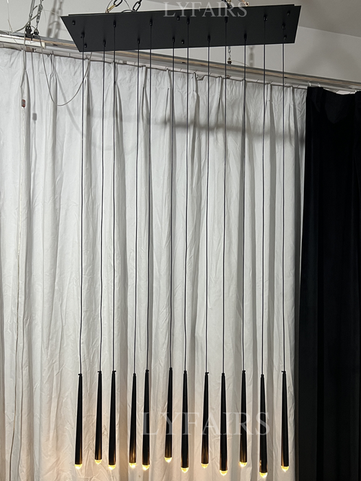 Lampadario a sospensione foyer per illuminazione a soffitto con scala minimalista in finitura ottone/nero/nichel