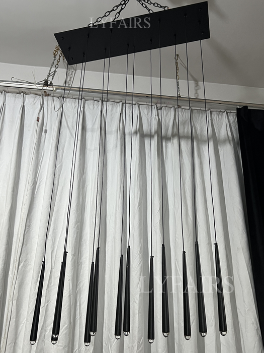 Lampadario a sospensione foyer per illuminazione a soffitto con scala minimalista in finitura ottone/nero/nichel