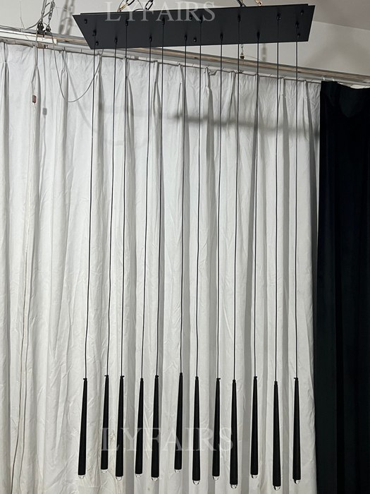 Lampadario a sospensione foyer per illuminazione a soffitto con scala minimalista in finitura ottone/nero/nichel