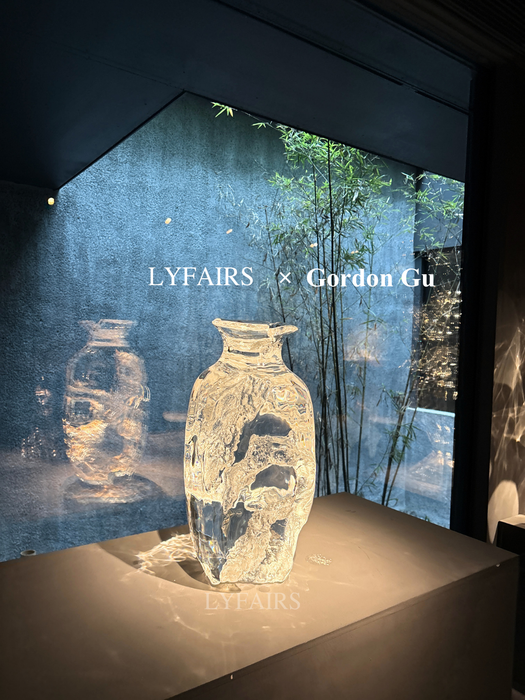 LYFAIRS x GORDON GU Engraved Vase