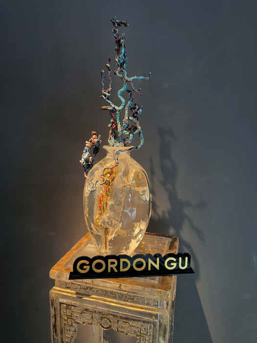 LYFAIRS x GORDON GU Shui Mu Ming Qin Vase by Zhu Bingren