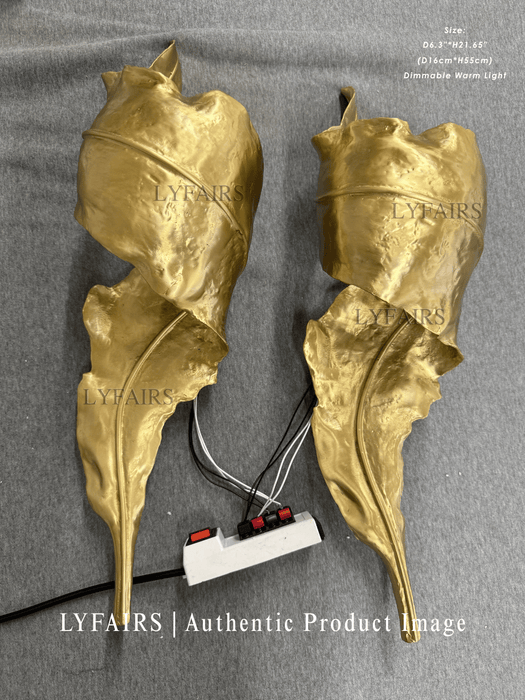 Luxury Artistic Sculptural Brass Forged Leaf Wall Sconce