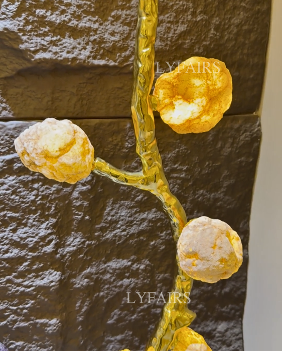 Luxury Elegant Tree Golden Branch Natural Crystal Geode Table Lamp