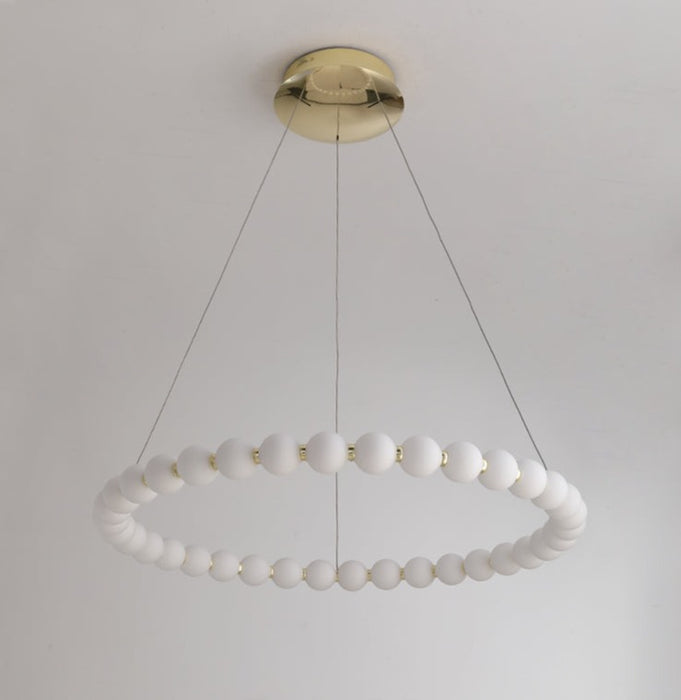 Lampadario ad anello con anello di perle acrilico moderno e creativo