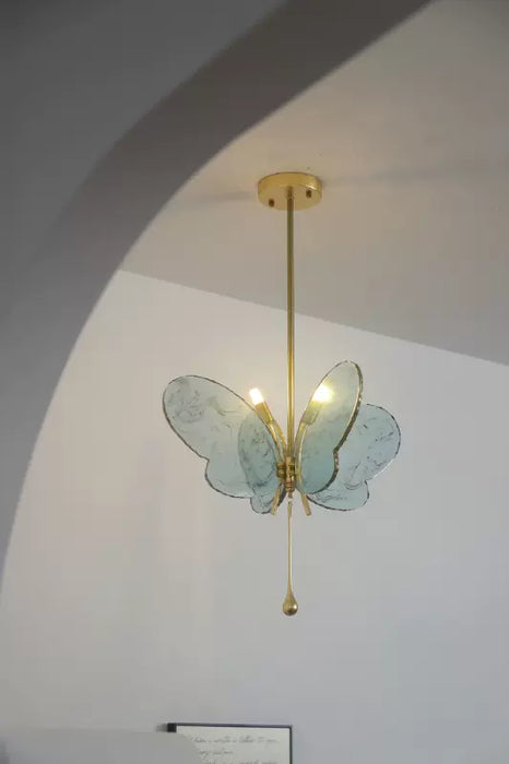 Colgante de cristal de mariposa colorida de diseño artístico para sala de estar/dormitorio/pasillo/entrada