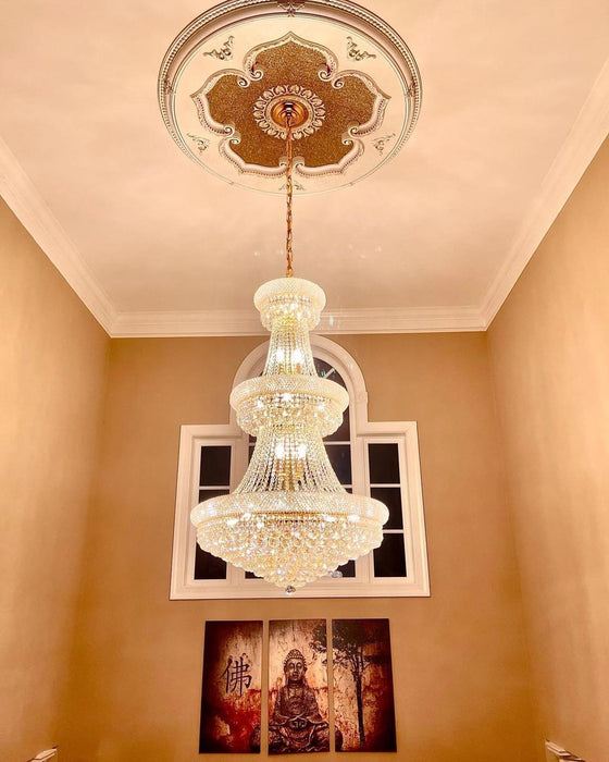 Lampadario di lusso dell'Impero francese per il soffitto della sala della villa Luce di cristallo a tre strati per la hall dell'hotel