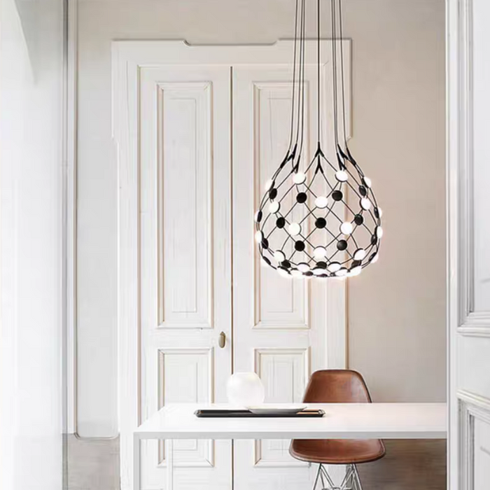 Modern Simplicity at its Best: Experience the Timeless Appeal of this Sleek and Streamlined Pendant Light Fixture