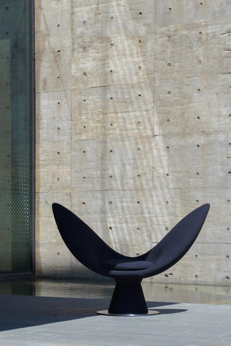 Artistic Whale‑Breach Sculptural Lounge Chair