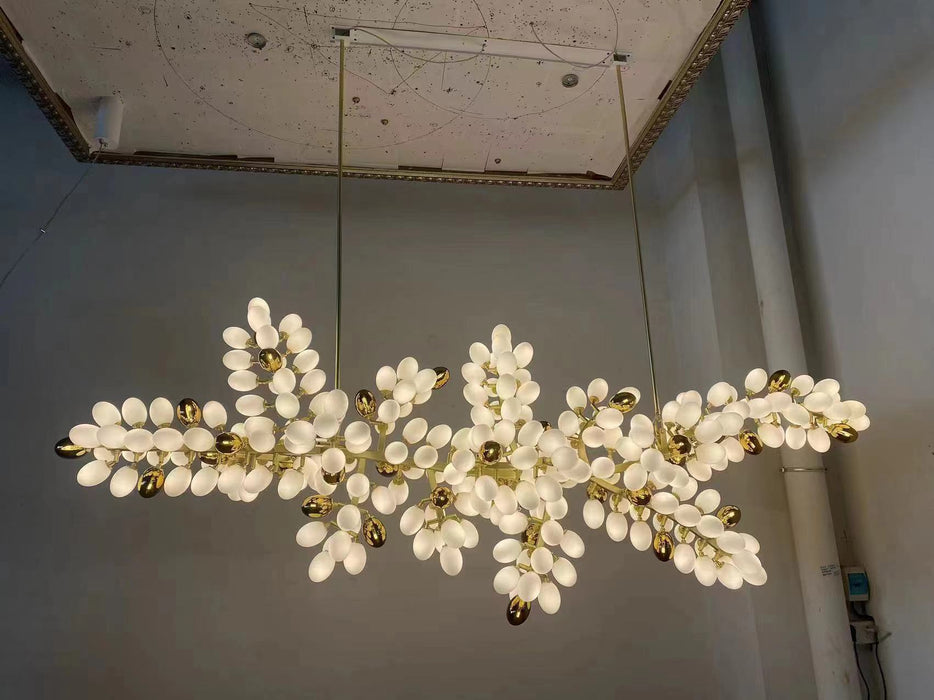 Light Luxury Nordic Creative Art Designer Pure White Grape Chandelier for Living/Dining Room