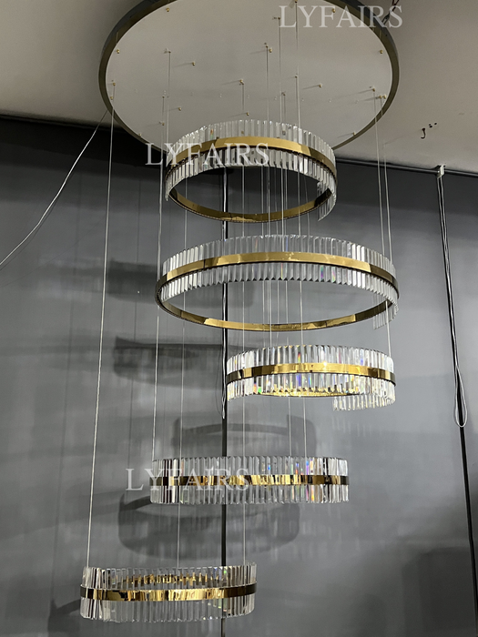 5-Ring Crystal Chandelier in Gold Finish