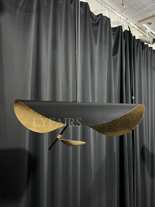 Lampadario a sospensione in foglia oro a forma di cappello di arte moderna modello Deigner per soggiorno/sala da pranzo