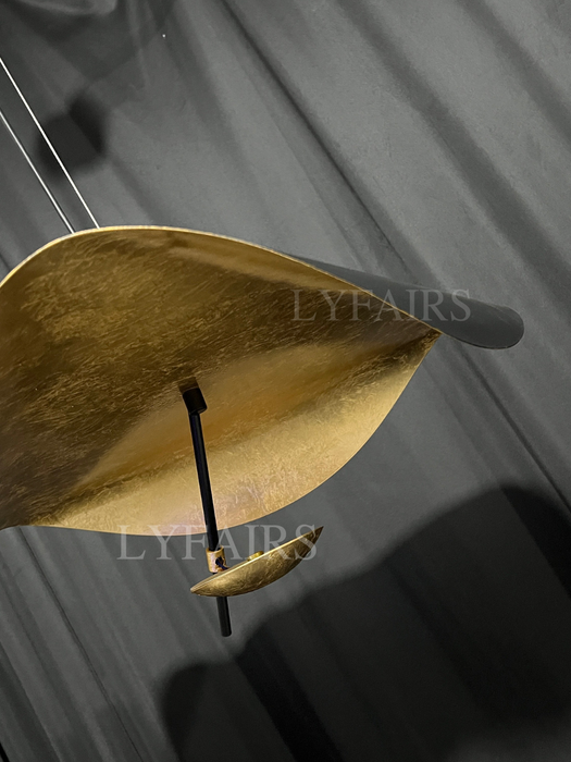 Lampadario a sospensione in foglia oro a forma di cappello di arte moderna modello Deigner per soggiorno/sala da pranzo