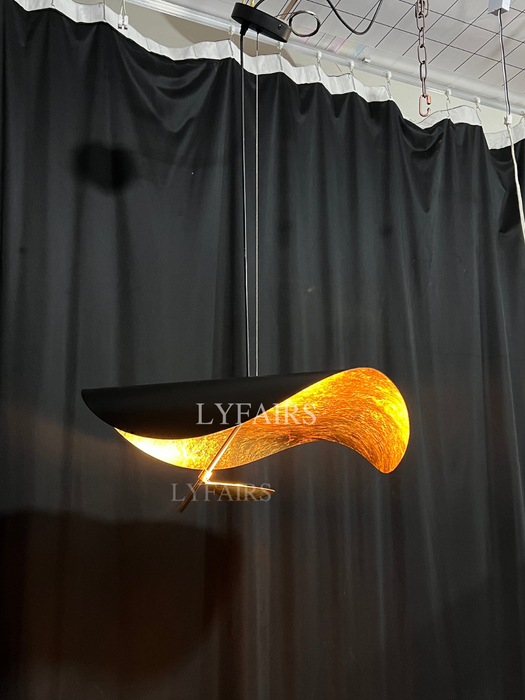 Lampadario a sospensione in foglia oro a forma di cappello di arte moderna modello Deigner per soggiorno/sala da pranzo