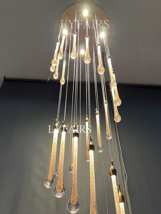 Foyer Glass Drops Lampadario a sospensione Scala a chiocciola Lampada da soffitto alta con finitura dorata