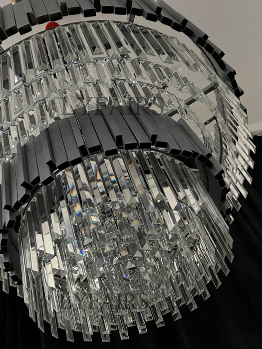 Lampadario di cristallo moderno rotondo dorato