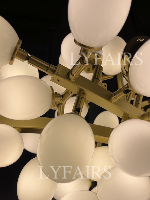 Light Luxury Nordic Creative Art Designer Pure White Grape Chandelier for Living/Dining Room