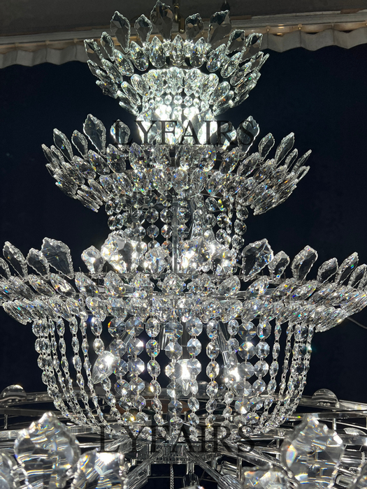 Lampadario di cristallo floreale impero di lusso con lampada moderna a 4 strati per foyer e soggiorno