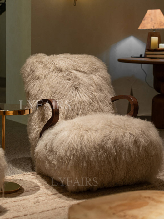 Luxury Exclusive Tanyang Lamb Wool Upholstered Lounge Chair