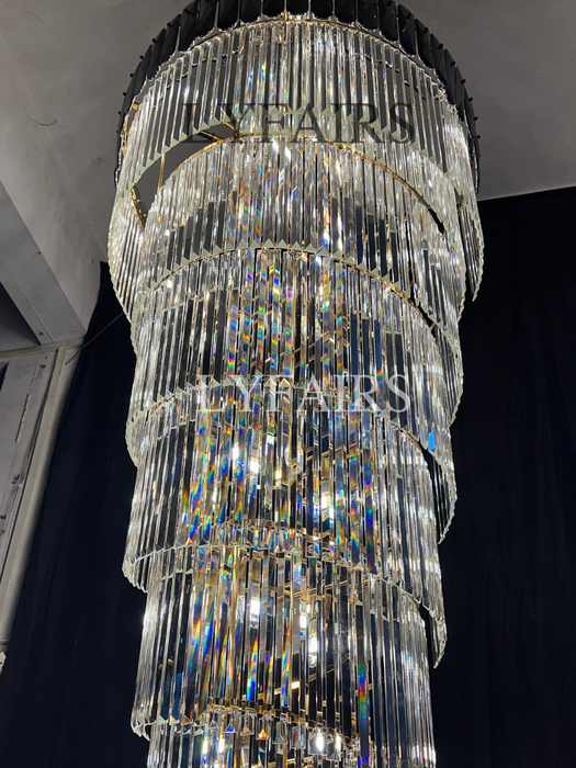 Lámpara de araña de escalera en espiral para vestíbulo Extra grande de lujo, accesorio de iluminación de techo largo de cristal para sala de estar y entrada