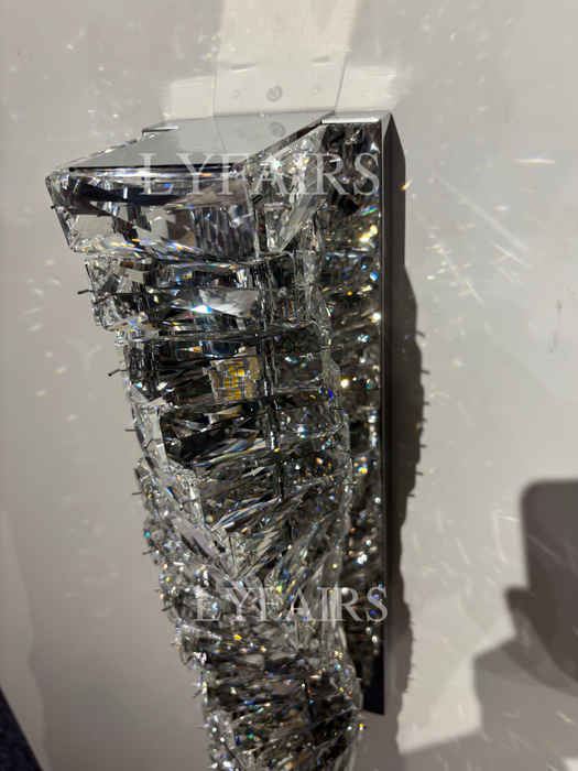 Lámpara de pared de noche colgante de diamante con barra de luz de pared de cristal moderna para decoración de dormitorio