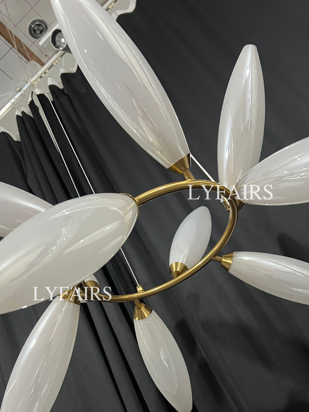 Minimalist Linear Rice Grain Shaped Bulb Chandelier — Lyfairs