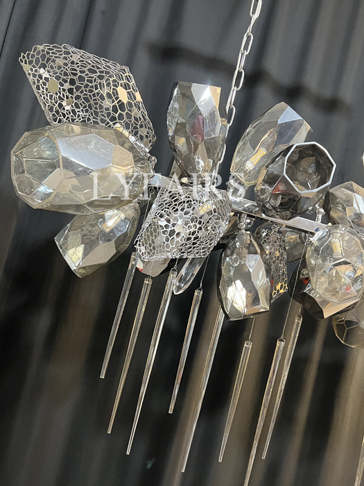 Lampadario moderno a forma di bicchiere di vino Lampadario di lusso leggero italiano per Ding/Soggiorno/Duplex/Villa/Ristorante