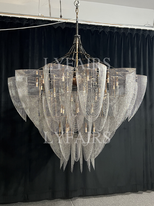 Lampadario a sospensione con nappa a catena in alluminio postmoderno di grandi dimensioni per ampio soggiorno/scala/villa