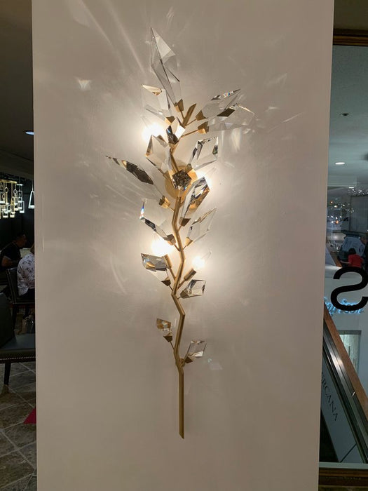 Modern Handcrafted Crystal Wall Lamp