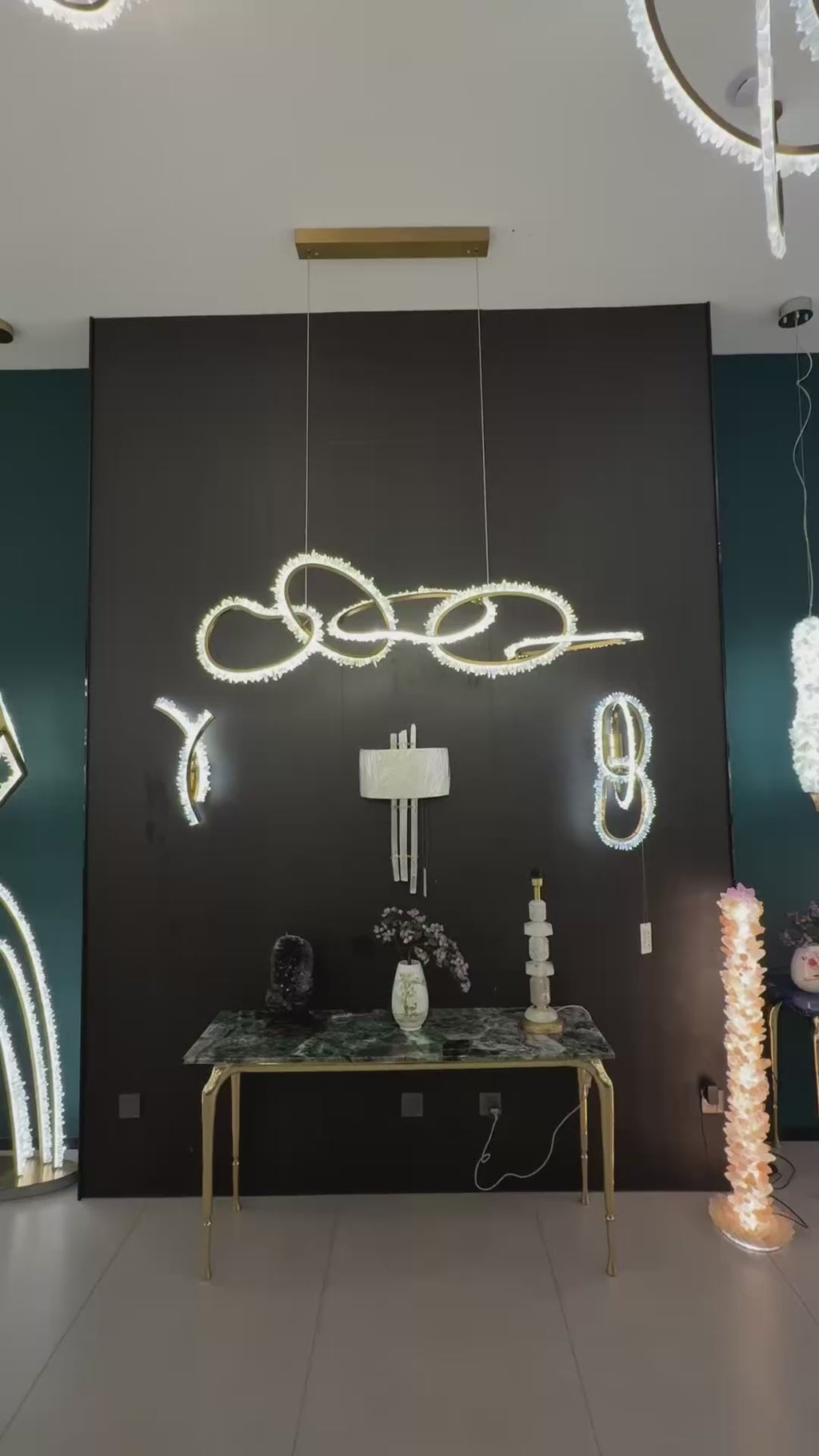 Luxury Irregular Linear Interlocking Ring Natural Crystal Chandelier
