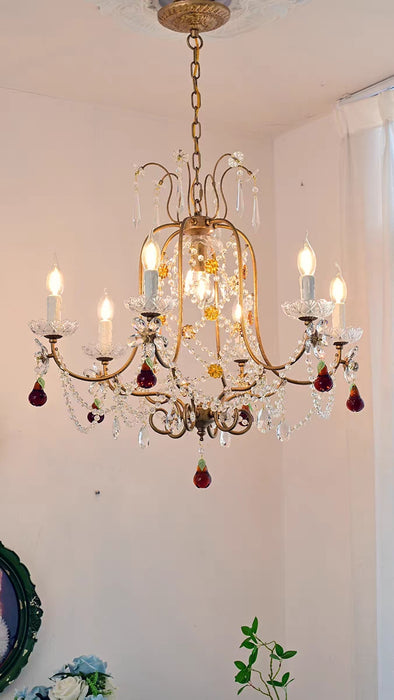 Esplendor majestuoso: lámpara de techo de cristal antigua francesa adornada