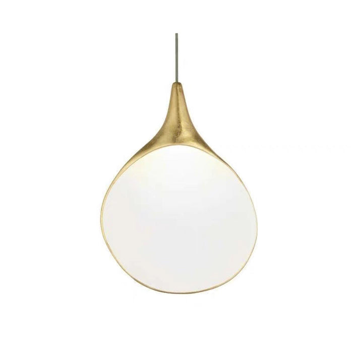 Minimalismo estetico personificato: infondi il tuo spazio con il design pulito e nitido di questa lampada da soffitto contemporanea
