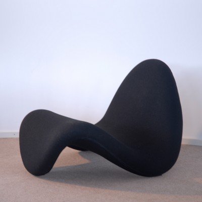 Creative Design Tongue Lounge Chair