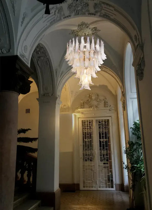 Lámpara de araña italiana tradicional de cristal de pétalos de mediados de siglo, arte moderno, 5/6 niveles