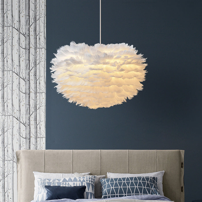 Lampadari di piume preferiti dai designer del 2021 per la cucina e il soggiorno della camera da letto 