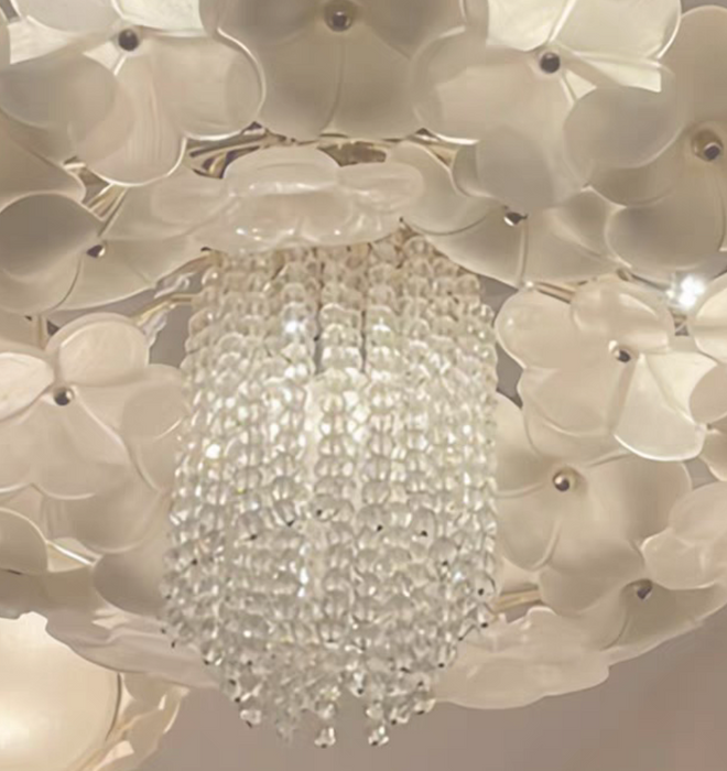 Lámpara colgante de cristal claro con flores de estilo de diseñador de lujo y luz moderna para sala de estar/dormitorio/entrada grande