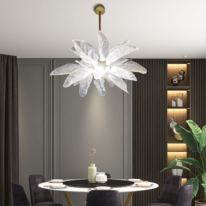 chandelier,chandeliers,leaves,flower,clear,led,girl's bedroom,living room,dining room,dining table,big table,romantic,elegent,cute