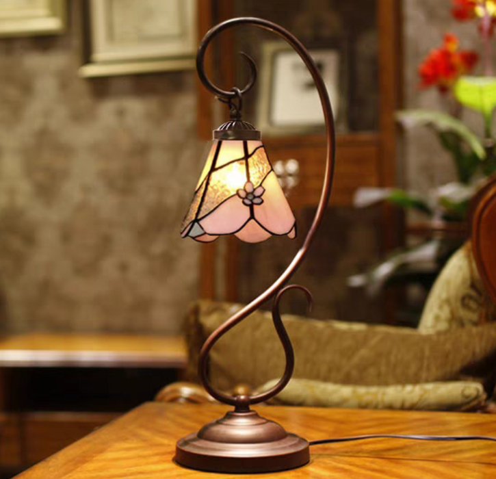Lampada da tavolo Tiffany retrò stereoscopica in vetro artistico floreale per comodino/tavolino da caffè