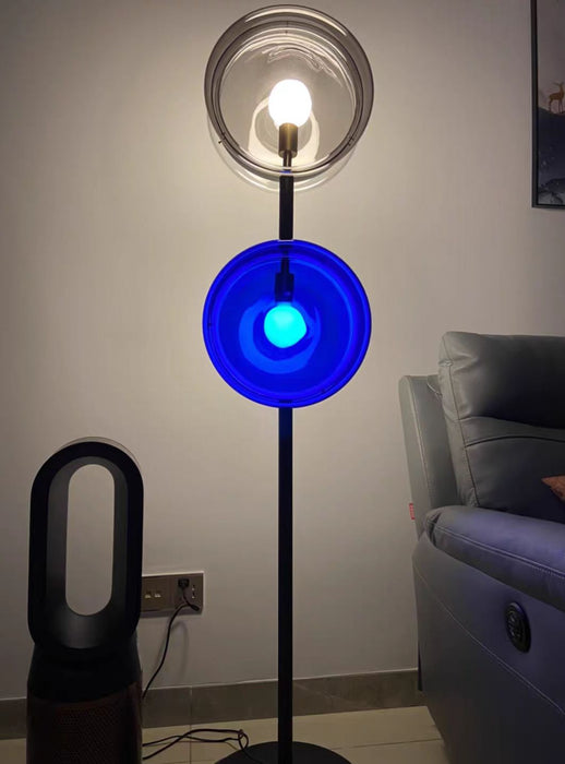 Lámpara de pie moderna para sala de estar, modelo de diseñador, lámpara decorativa creativa
