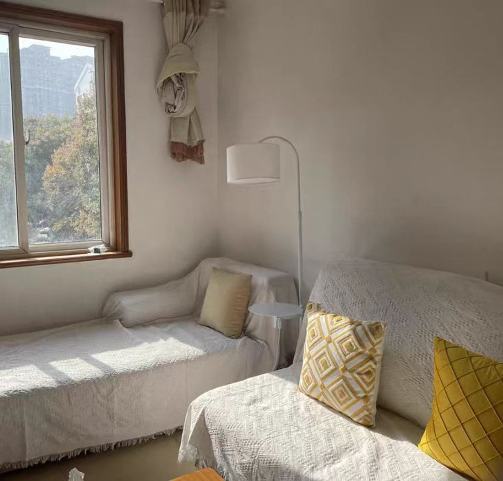 Lampada da terra moderna e minimalista con scaffalature in ferro e tavolo per soggiorno/camera da letto/studio