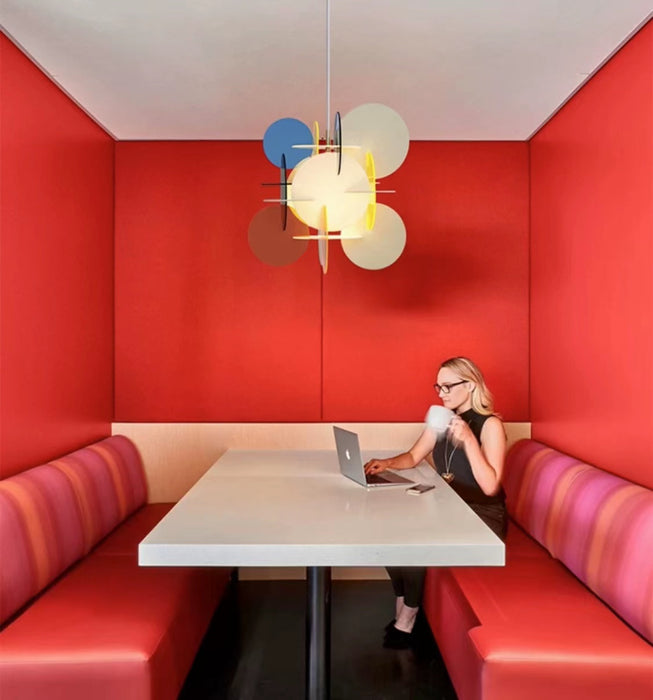 Lampadario a blocchi rotondi in acrilico colorato postmoderno creativo nordico per sala da pranzo/camera dei bambini
