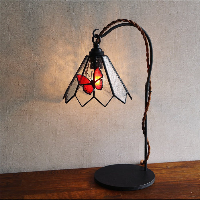 Lampada da tavolo a farfalla in vetro colorato stile vintage Tiffany per camera da letto o soggiorno