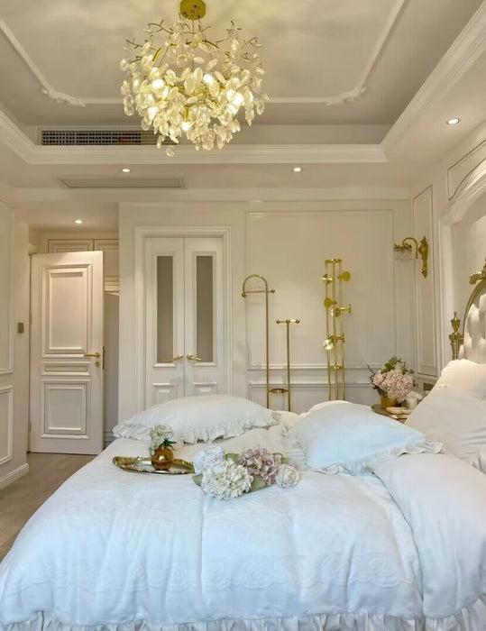 Nuevo Candelabro de cristal de lujo con luz romántica de flores para dormitorio/sala/comedor
