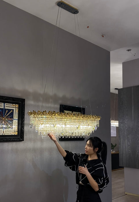 Nuovo lampadario di cristallo a forma di farfalla dal design artistico rettangolare di lusso moderno per isola cucina/zona pranzo